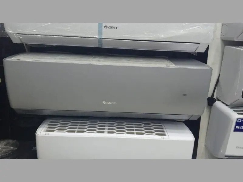 Gree 1.0 Ton GS-12PITH11S Pular Plus Inverter Split AC