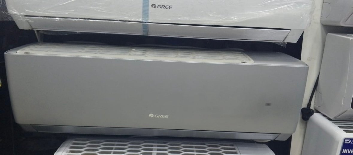 Gree 1.5 Ton GS-18PITH11S Silver Pular Plus Series Inverter Heat And Cool Split Air Conditioner